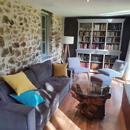 Gite De La Genevriere Saint-Chamant Екстериор снимка