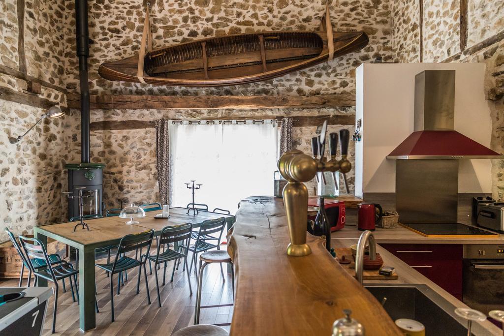 Gite De La Genevriere Saint-Chamant Екстериор снимка